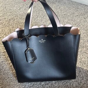 Kate spade scallop handbag